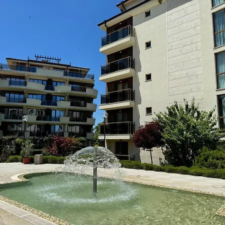 Sunshine Aparthotel