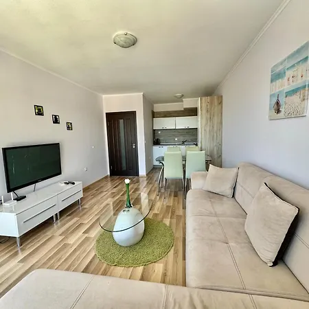 Sunshine Апартхотел Шкорпиловци